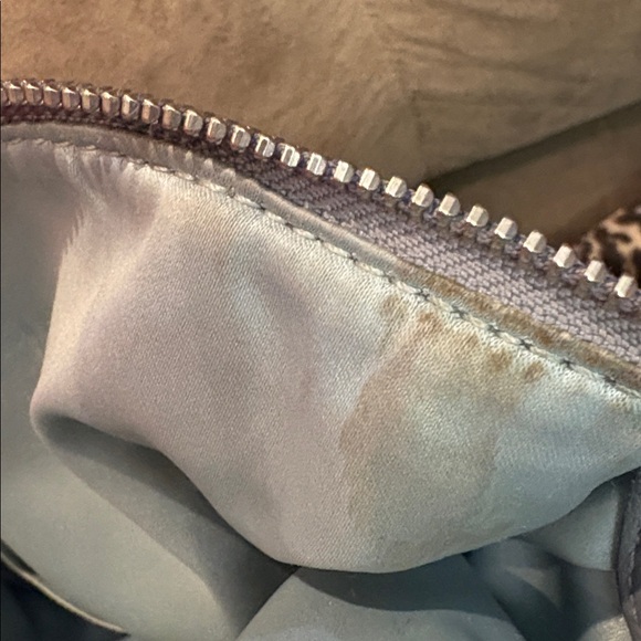 Coach purse 12x12 gray and white great condition - Picture 7 of 7